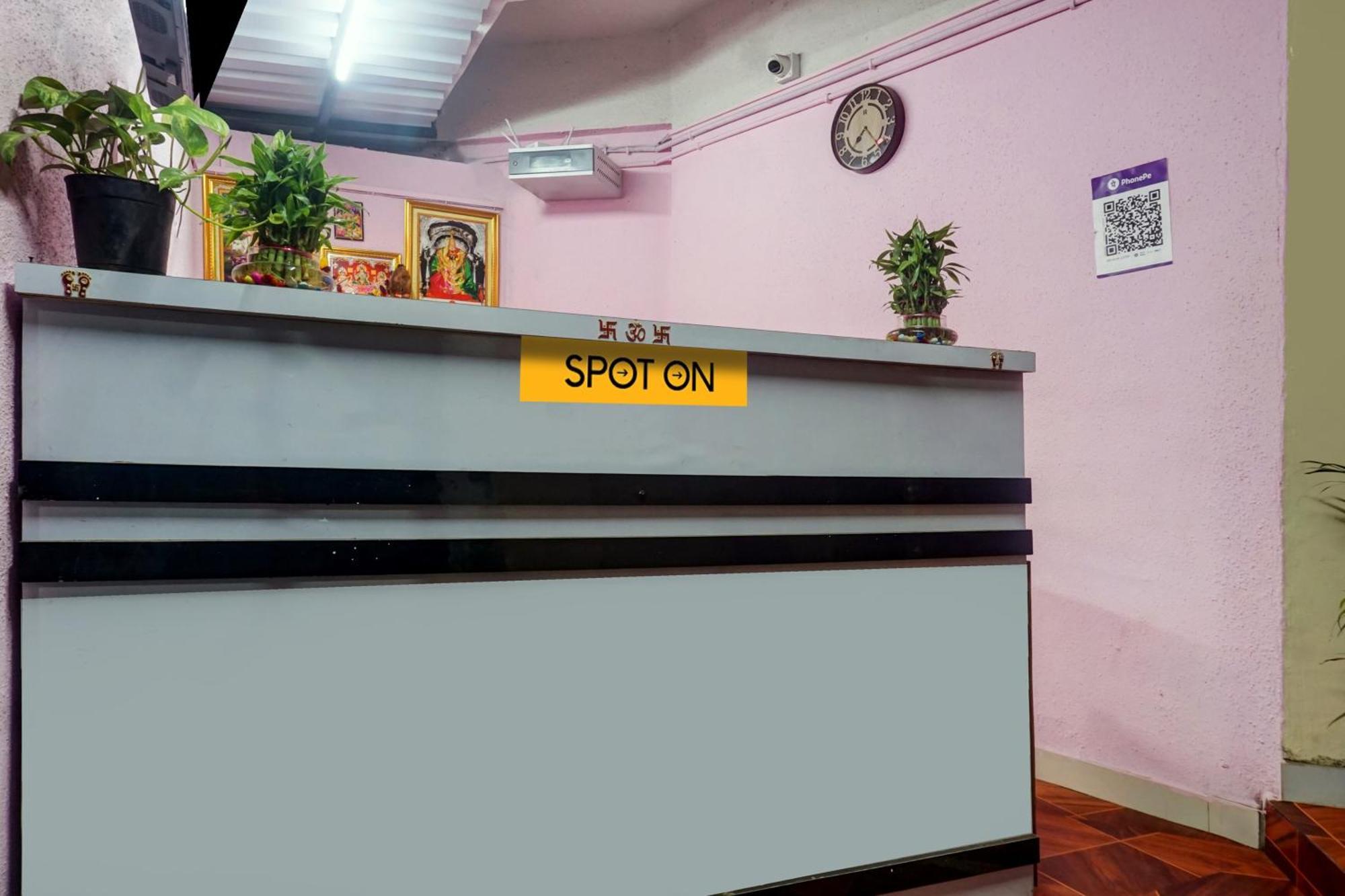 Spot On Samadhan Lodge Pune Exterior foto
